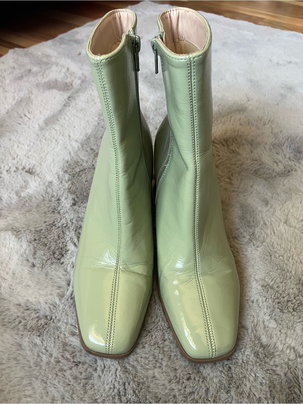 So Me Matcha Green Patent Leather Boots Size 8